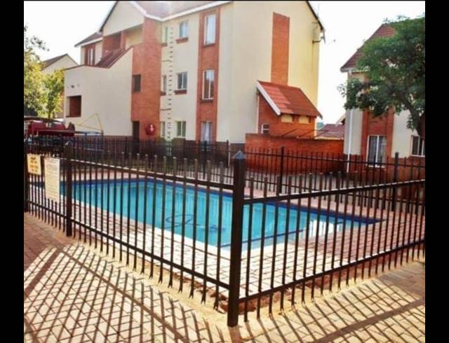 2 BEDROOM APARTMENT FOR SALE IN THE ORCHARDS